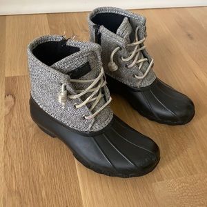 Girls Sperry boots